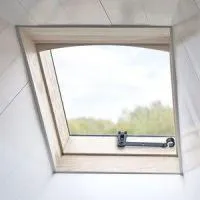 Мансардное окно для исторических зданий GVR от "Velux"